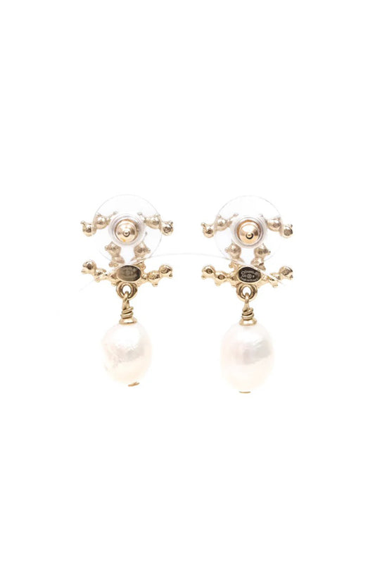 CHANEL CC PEARL & CRYSTAL DROP EARRINGS - DORADO (COLECCIÓN 20B)