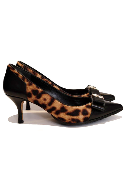 STILETTOS CAROLINA HERRERA LEOPARD PRINT PUMPS