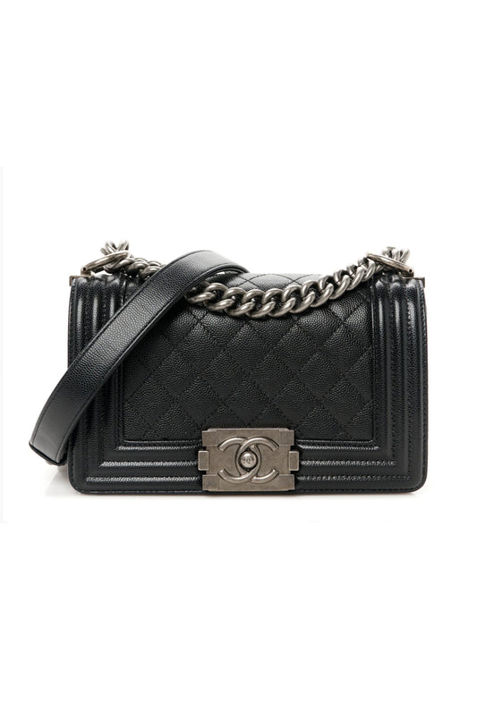 CHANEL BOY SMALL CAVIAR QUILTED FLAP BAG NEGRO