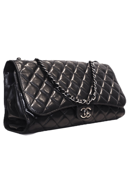 BOLSO CHANEL JUMBO CLASSIC SINGLE FLAP LAMBSKIN NEGRO - (SHW)