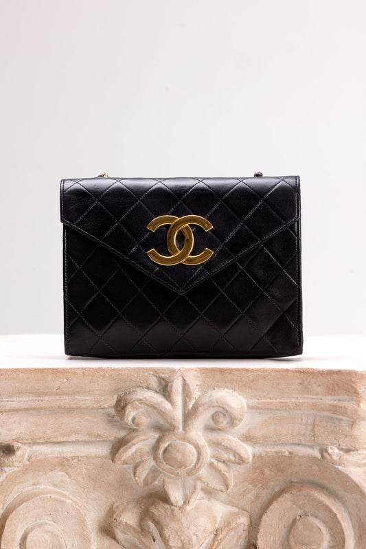 CHANEL OVERSIZE BIG LOGO VINTAGE