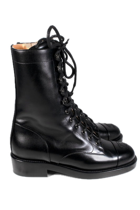 BOTAS CHANEL LACE UP COMBAT BOOTS NEGRO