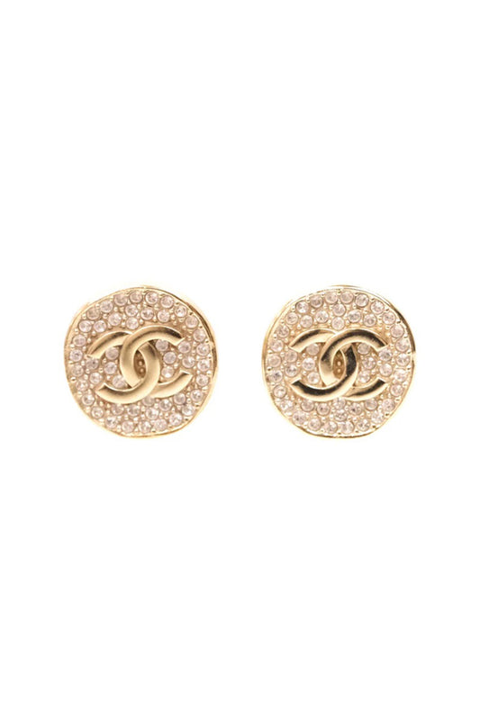 ARETES CHANEL CC REDONDOS CON CRISTALES - DORADO (COLECCIÓN 21K)