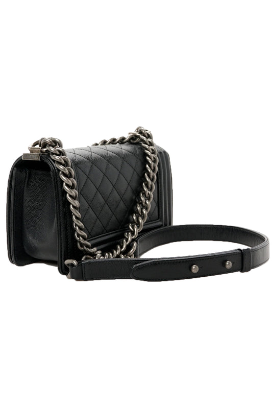 CHANEL BOY SMALL CAVIAR QUILTED FLAP BAG NEGRO