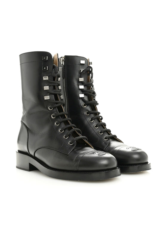 BOTAS CHANEL LACE UP COMBAT BOOTS NEGRO